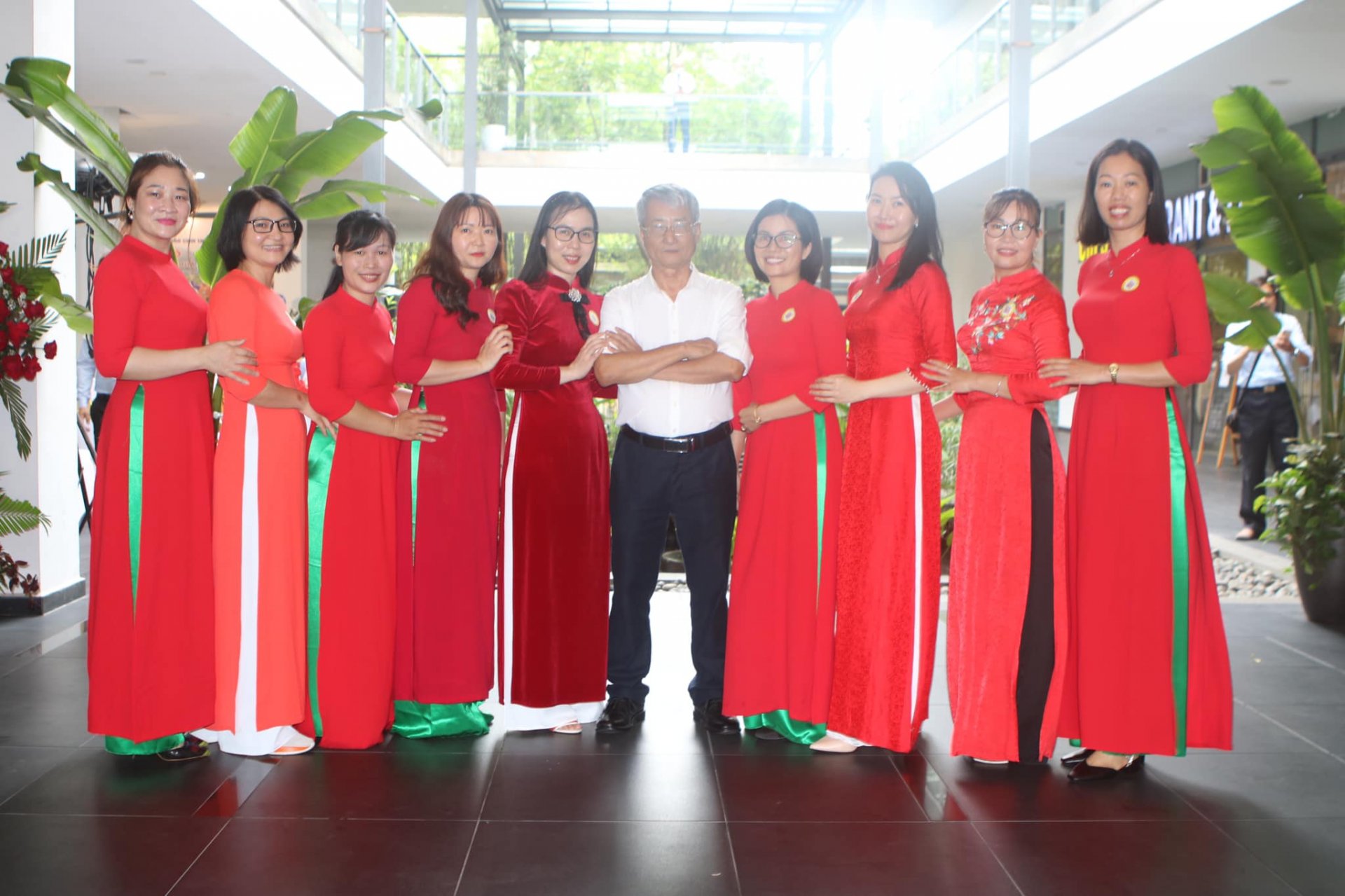 Sự kiện Giới Thiệu Sách: anh Lạc Luận II-Chuyện Chi Đây-Tâm Tông Và Trò Chơi Trí Tuệ- Ra Mắt Câu Lạc Bộ Những Người Yêu Thích Sách Của Tác Giả Lý Tứ-24/04/2022
