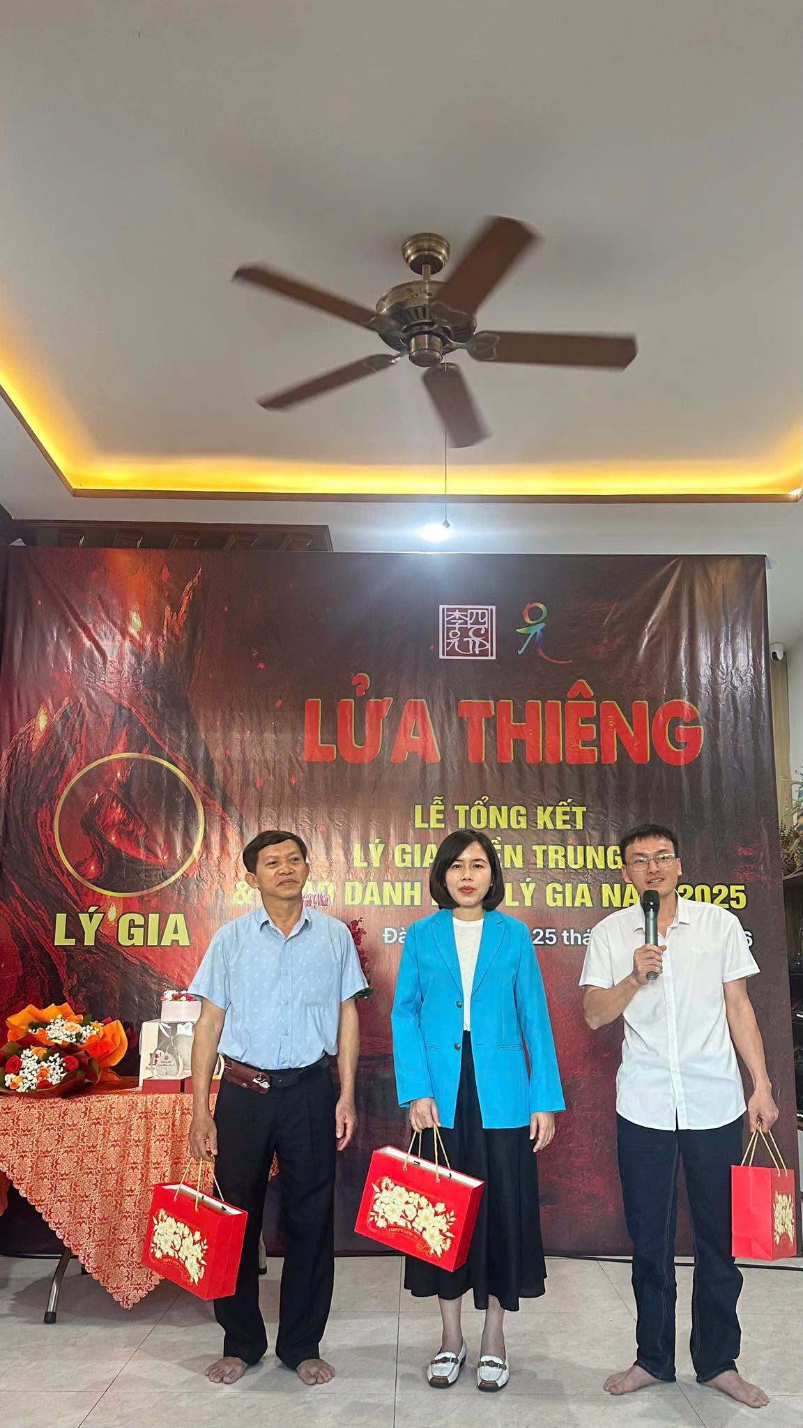 Chuyên mục Lý Tứ Hỏi Đáp số 91.2026 với chủ đề: Lý Minh Khoa Trả Lời Hành Giả Ph